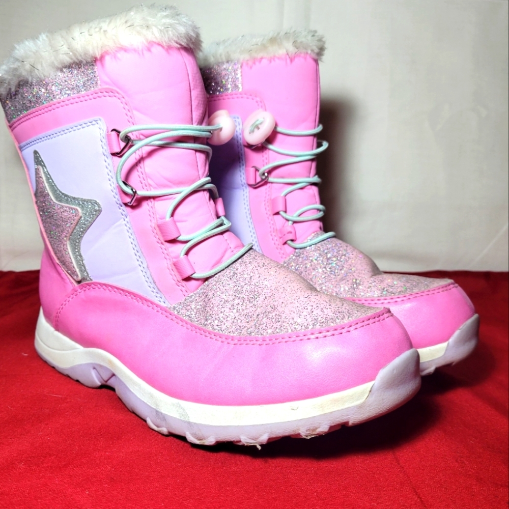 ❤❤ WONDER NATION BOOTS SIZE 5